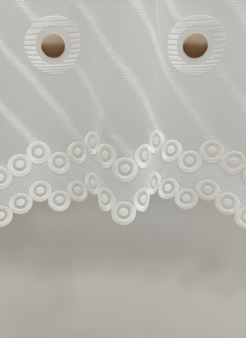 Perdea de bucătărie din tulle cu cercuri decorative bej – Ambiance Design