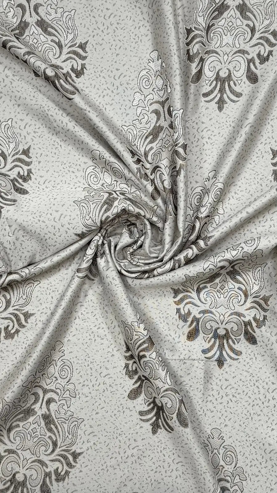 Draperie tafta gri perlat cu model baroc – Draperie Baroc 03 - Rejansa inele/capse