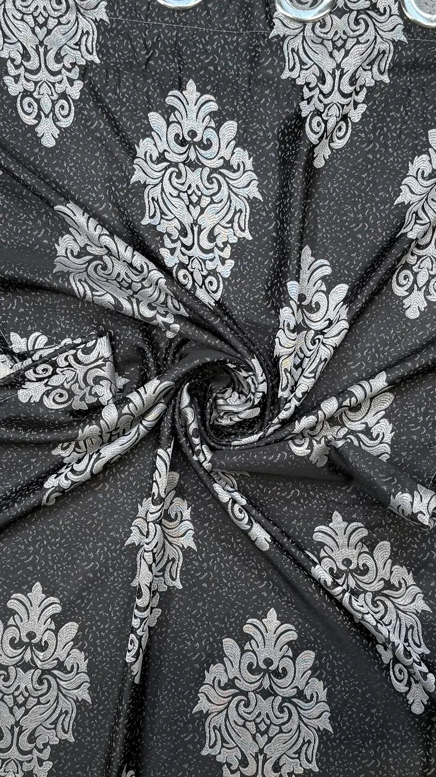 Draperie tafta negru antracit cu model baroc argintiu – Draperie Baroc 04 - Rejansa bara