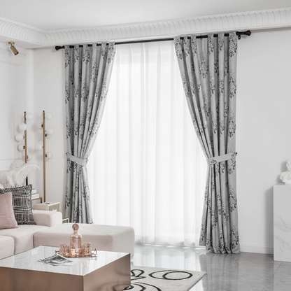 Draperie tafta gri deschis cu model baroc – Draperie Baroc 01 - Tiv lat (pliuri)
