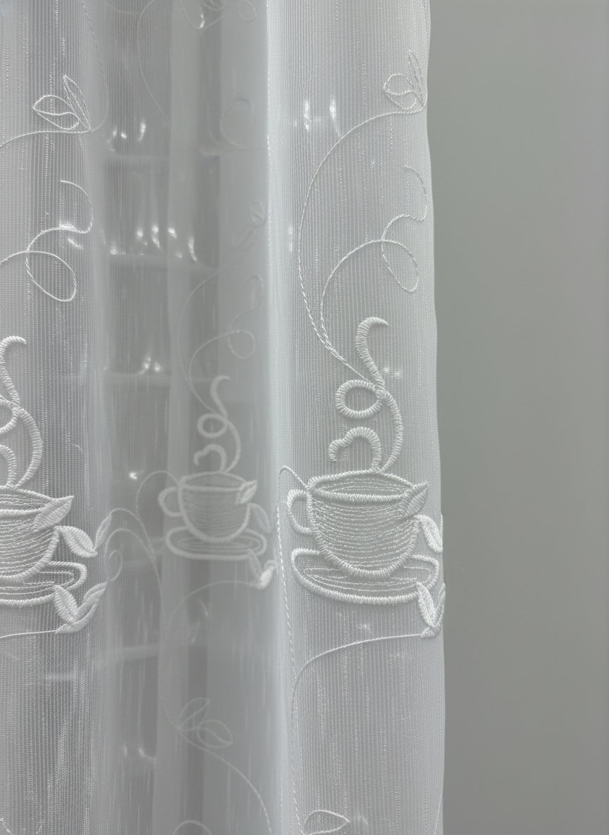 Perdea de bucătărie din tulle cu cești de cafea brodate - Rejansa tip creion (8cm)