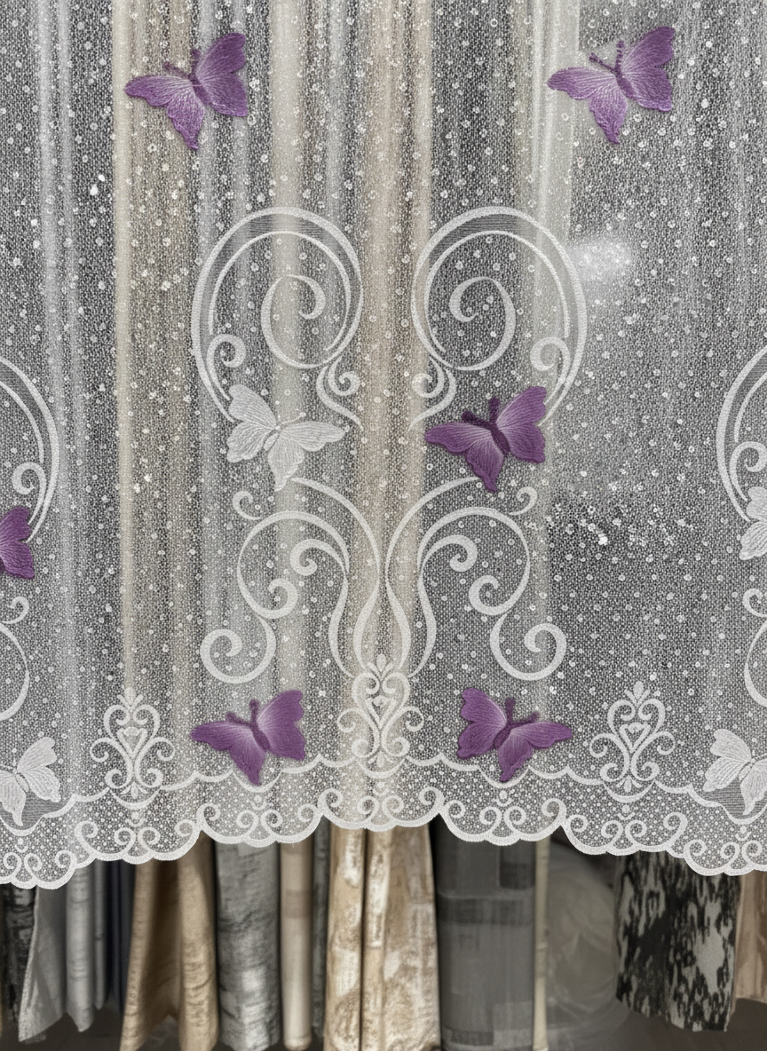 Perdea de bucătărie din tulle cu fluturi brodați mov – Ambiance Design